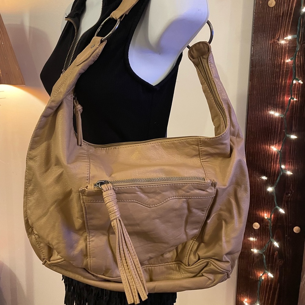 Bueno Tan hobo purse